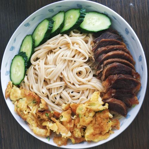 牛肉冷面