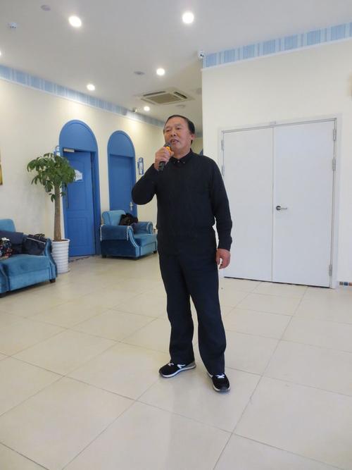 高友云全场齐声高唱《没有共产党就没有新中国》满满的爱国情我是最棒
