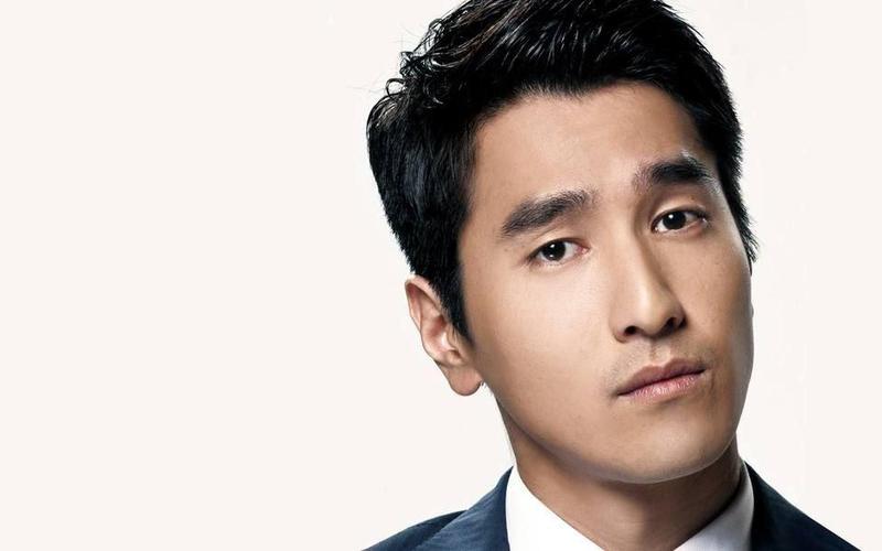 盘点"丑得刚刚好"的10位男明星