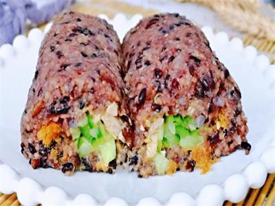 学做特色饭团小