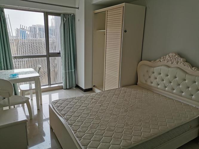 出租花样城一室一厅价格1700真实图片民用水电看房.