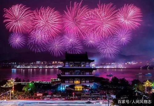 突然刷屏的长沙,其实千年前就是网红城市,娱乐之都