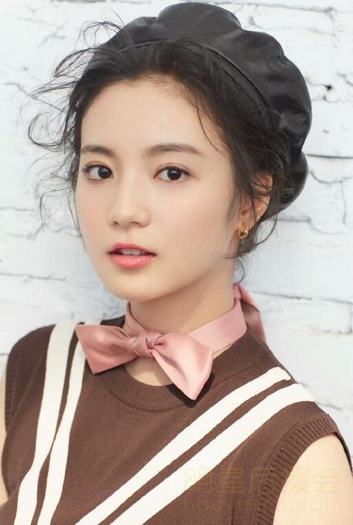 张雅钦写真照张雅钦图片大全