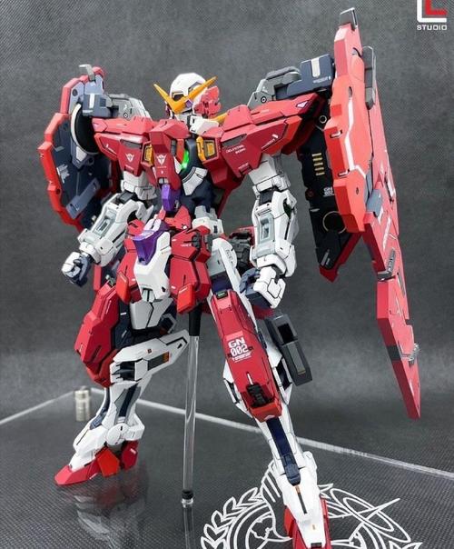 模玩控:细节满满,红色力天使高达模型