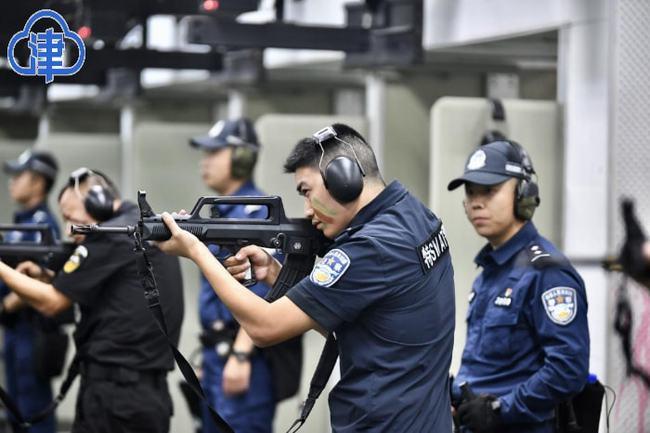 津云镜头超飒直击天津特警魔鬼强训