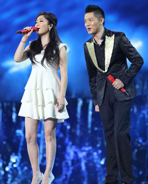 揭凤凰传奇遣散真相 主唱玲花首回应:完全是空穴来风