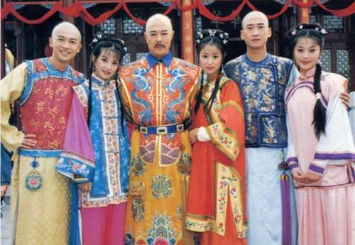 《还珠格格》演员现状,陈志朋发文感谢张铁林,林心如