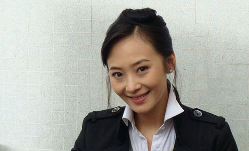 曲栅栅演过三级么 痴情女拍大尺度照秀巨乳博关注成功