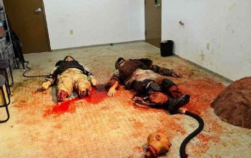 美特种部队举行反恐演练场面暴力血腥(3)