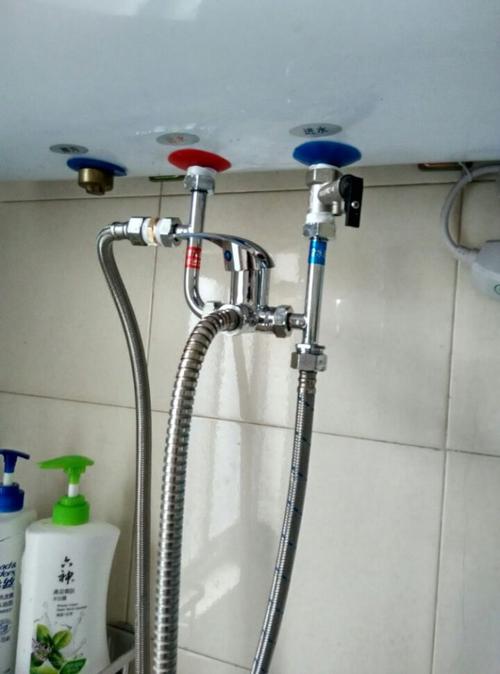 一靓明装热水器混水阀花洒图片