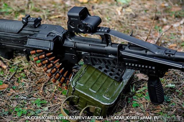 原创"拉扎列夫战术"公开无托版pkp机枪 史上威力最大的同类枪械