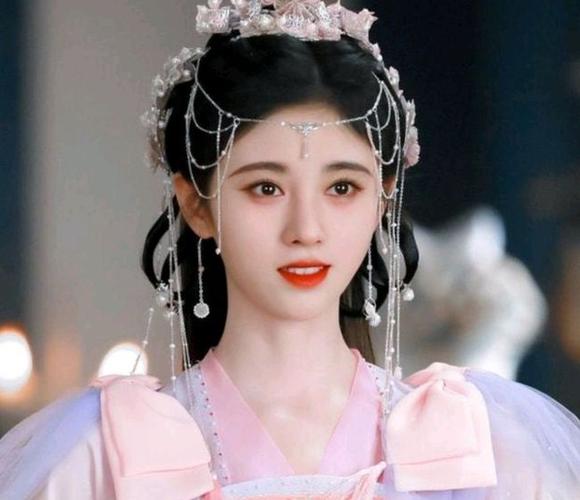 鞠婧祎古装美女脸