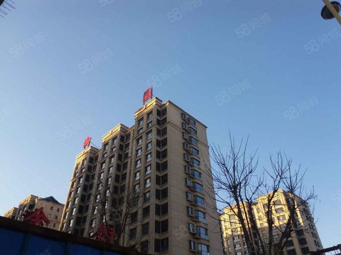 龙山帝景3室2厅2卫21500元年南北通精装修