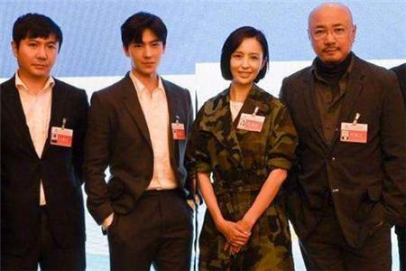 【图】徐峥沈腾合影 老干部味道十足引众人笑