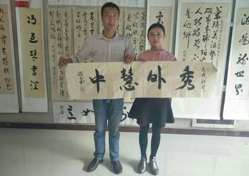 武山县沿安乡书法家夏龙娃