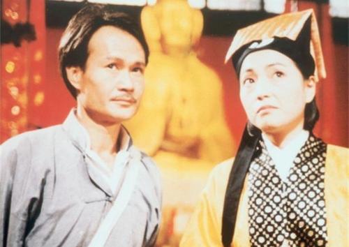 57岁苑琼丹上节目,罕见谈前男友,坦言林正英去世时她仍专心拍戏