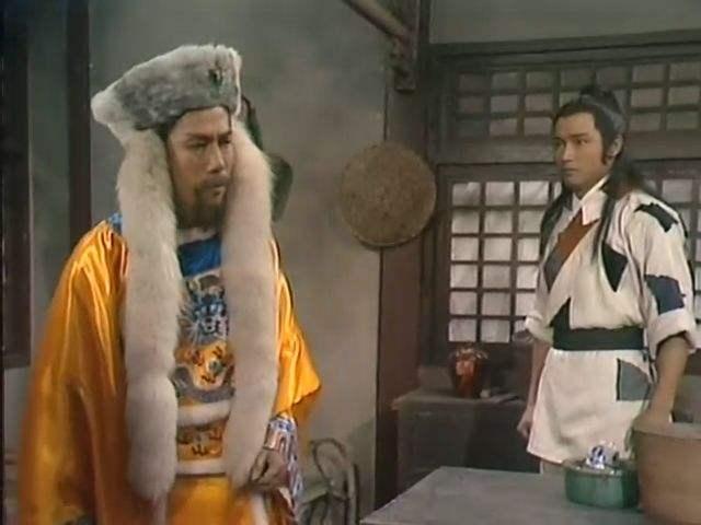 因为包惜弱的救场,才成功逃脱,没想到却种下了祸根,完颜洪烈被包惜弱
