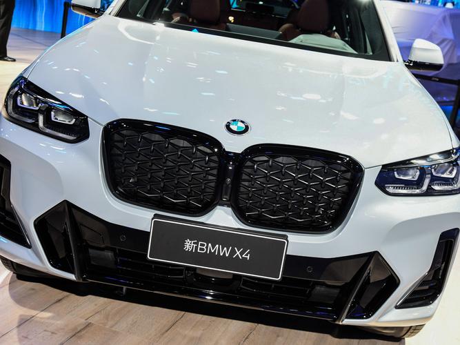 2021成都车展:宝马x4/4系gran coupe亮相