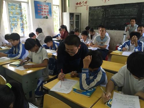 朱建中老师到海棠区藤桥中学上课纪实
