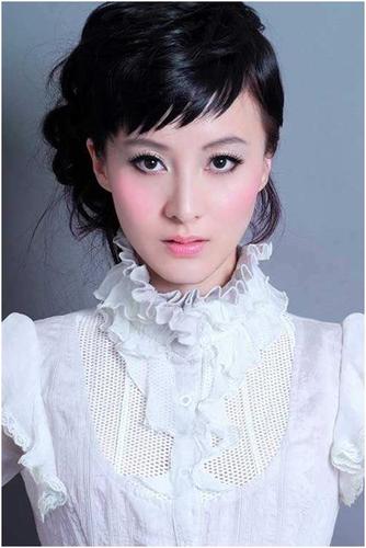 《情深深雨蒙蒙》女演员现状,赵薇林心如家庭幸福,她