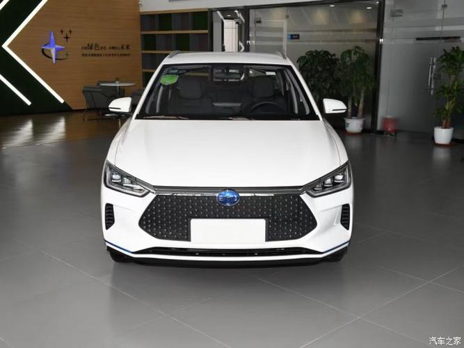 比亚迪e2纯电动汽车