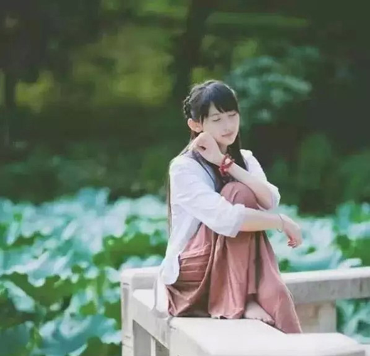 所谓"正"就是公正,正气,就是不偏不斜,不虚伪,不轻狂,就是光明磊落.