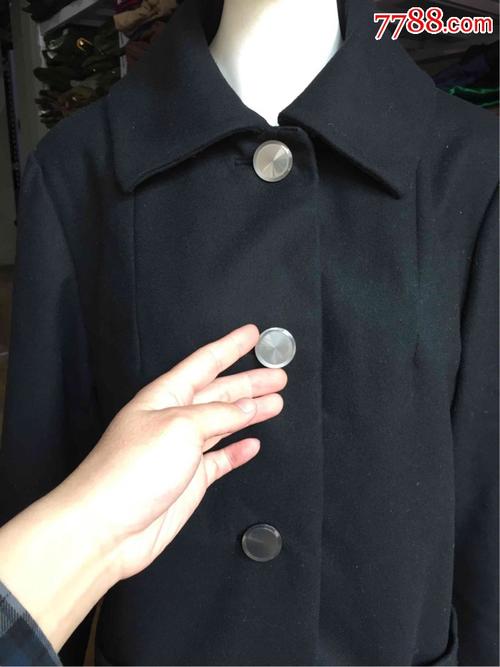 好品黑色有机玻璃扣子女式毛呢上衣