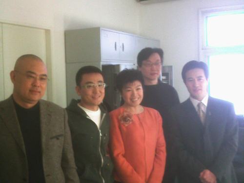节目录制前夕与主持人窦文涛,嘉宾于丹,郑渊洁,许子东在化妆间合影