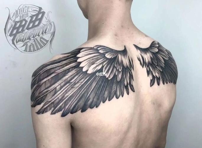 写实翅膀工作_工作_甲由刺青攻略_纹身_刺青_写实纹身