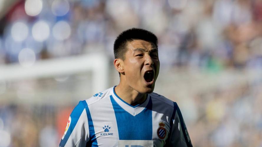 武磊谈球队困境及身体情况:我们非常需要胜利