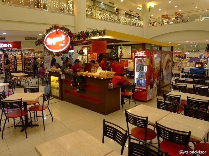 robinsons place food court