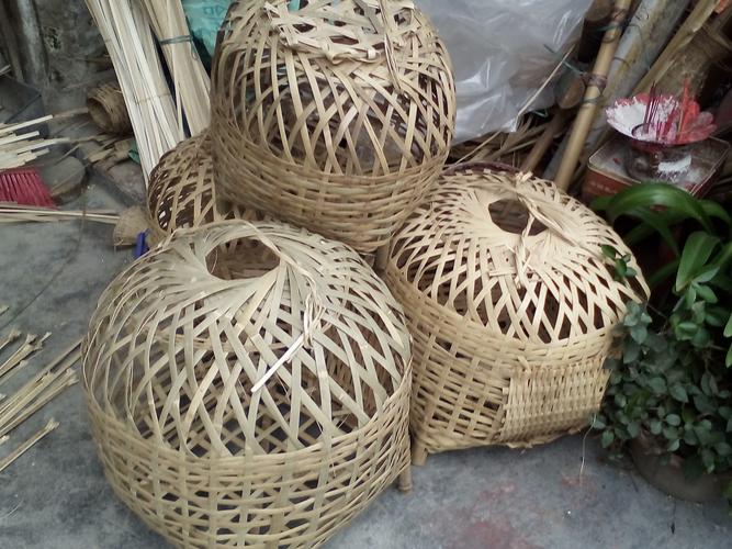 2018热卖竹编鸡笼 笼子 宠物笼 鸡罩 鸭笼 手工编织编制竹子