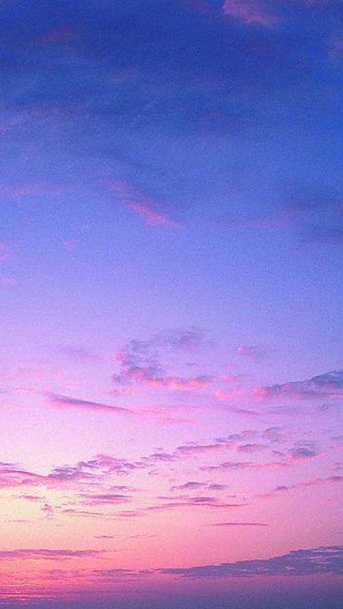 唯美彩色天空高清h5背景