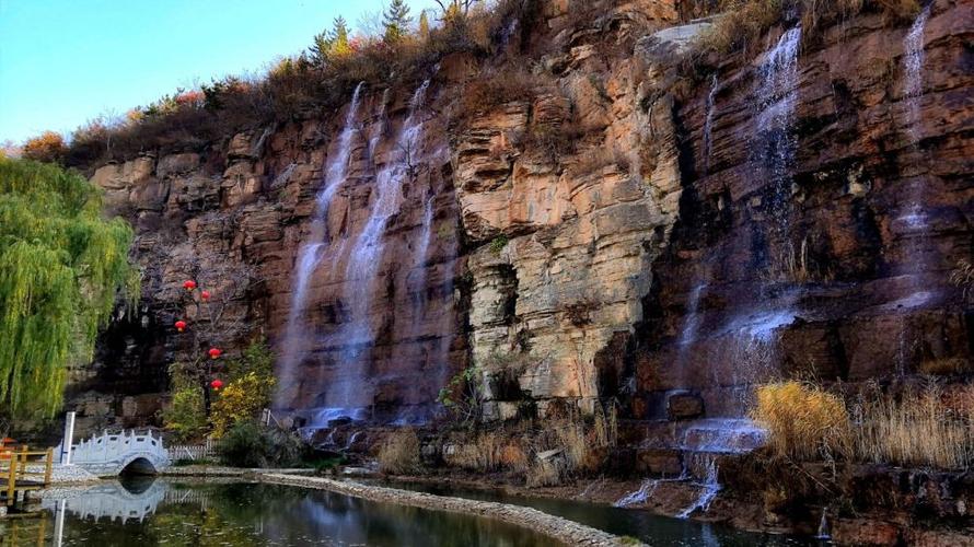 自驾游淄博,这3个景点非常适合,有山有水还景美,一天时间足够