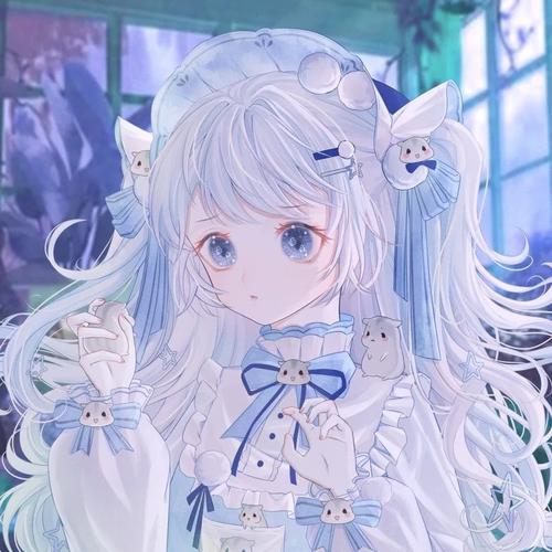 蓝色系动漫女生头像:夏天的馈赠是温柔的好天气和变好