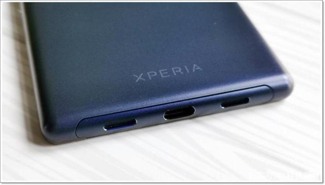 不一样的中端手机:索尼xperia 10 plus 实机初体验