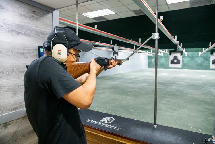 开启实弹射击跑马岭国际实弹射击中心正式开业