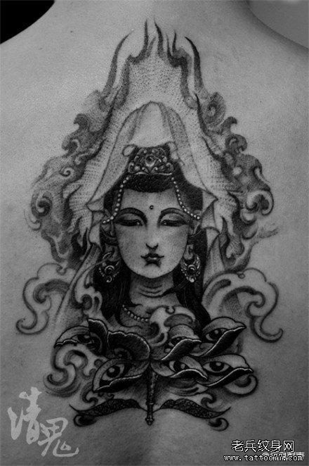 男生后背潮流经典的观音菩萨纹身图案