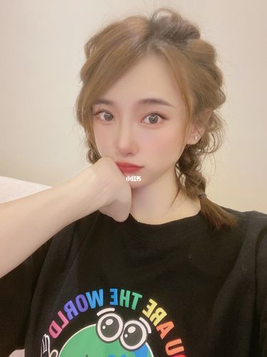 短发的麻花辫_短发_麻花辫_发型_时尚_发型