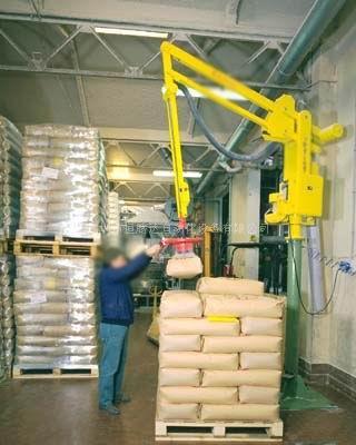 水泥搬运助力机械手