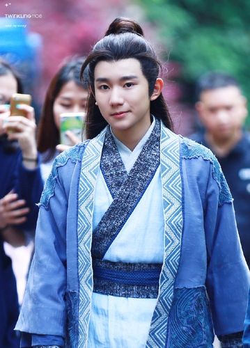 2016tfboys王源《诛仙》补拍_高清图片大全-爱豆app