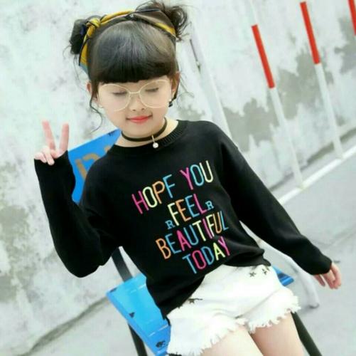 我连我自己都猜不透怎么敢奢望别人能懂我 @小苹果麻豆