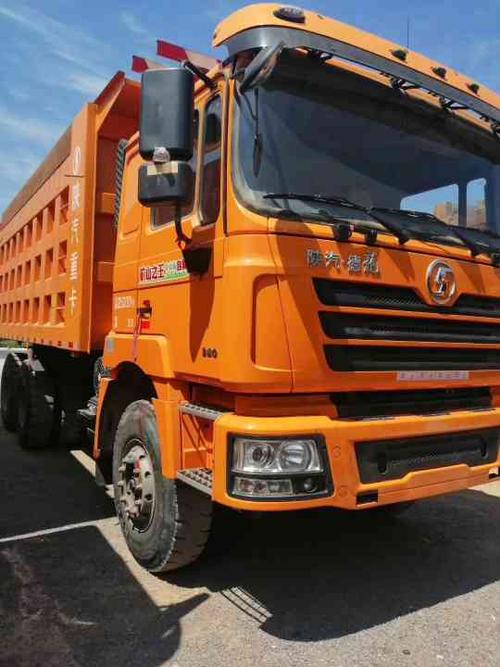 陕汽重卡 德龙f300 工程自卸车