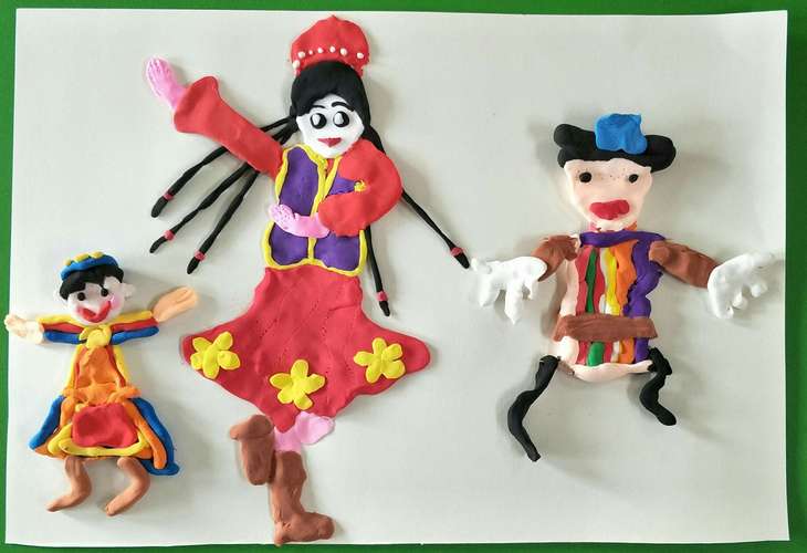 陈家集幼儿园大班橡皮泥活动——《民族娃娃》