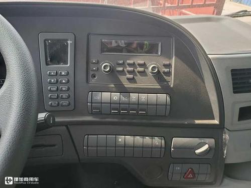 渣土车越来越高端了,卧铺加宽带空调,带您看看欧曼gtl