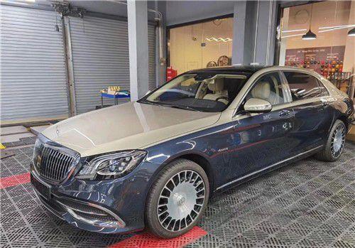 21款奔驰迈巴赫s560众所周知顶端豪华