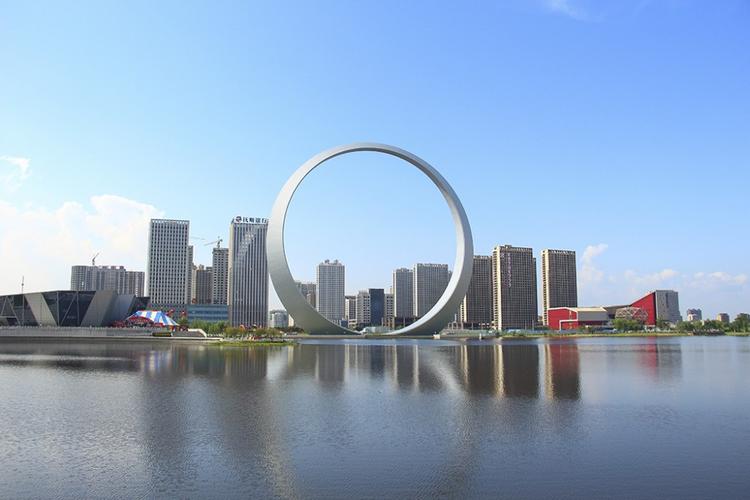 生民之环位于辽宁省抚顺市的沈抚新城,是抚顺市的标志性建筑物