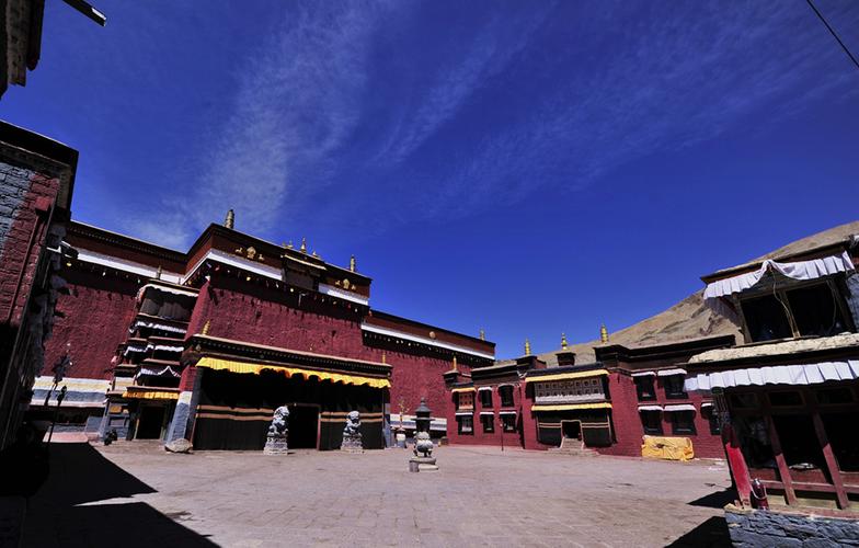 萨迦寺外景(2016年3月26日摄).新华社记者 晋美多吉 摄