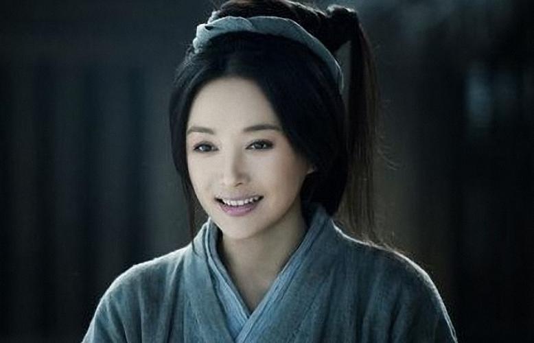 吕雉把戚夫人残忍地做成了人彘是残暴还是无奈