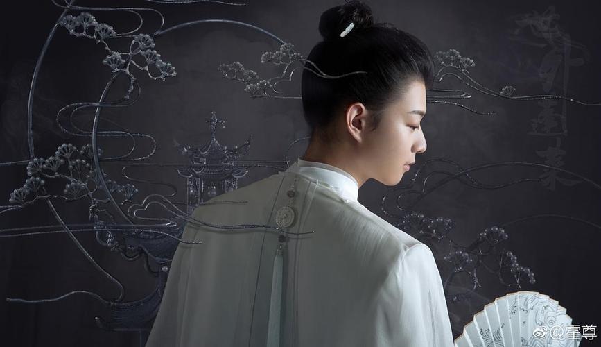 可盐可仙可贱的精分古风美少年霍尊 《伊人如梦》我的入坑曲 《粉墨》